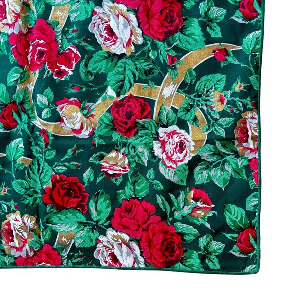 Vintage Christmas Tablecloth vivid red pink roses greenery & gold ribbons print - Picture 2 of 7